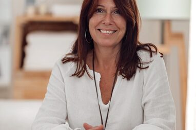 Béatrice Fernandes : Praticienne en yogathérapie et Sophrologue